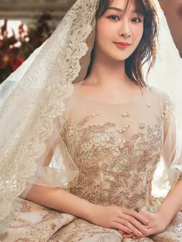 杨紫> 玛格丽特 margaret_grace kelly婚纱与礼服 - 婚芭莎·旅拍