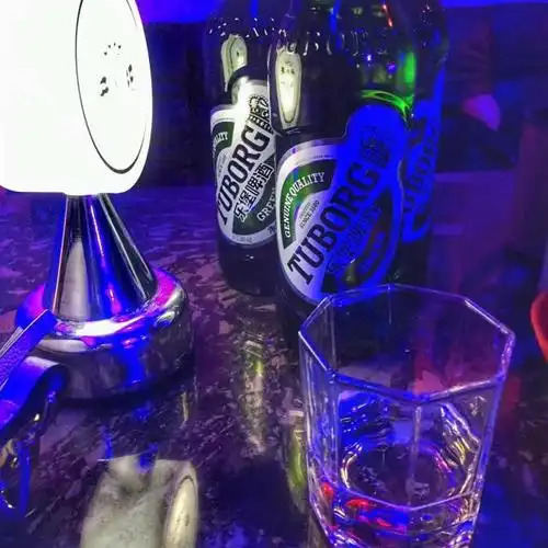 仅售135元,价值190元乐堡啤酒12支 小吃套餐,不限时段通用,免费wifi!