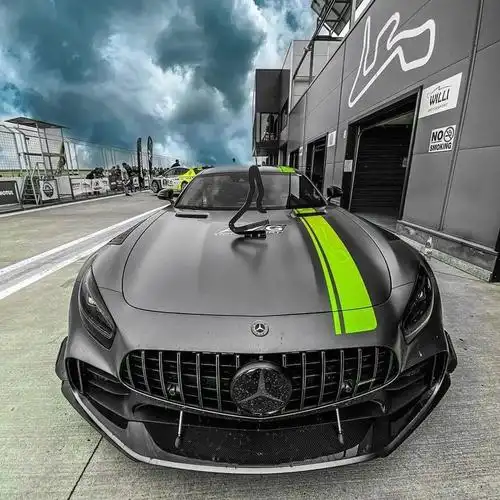 限量750台的amg gtr pro不够爽?车主爆改900匹做全球唯一
