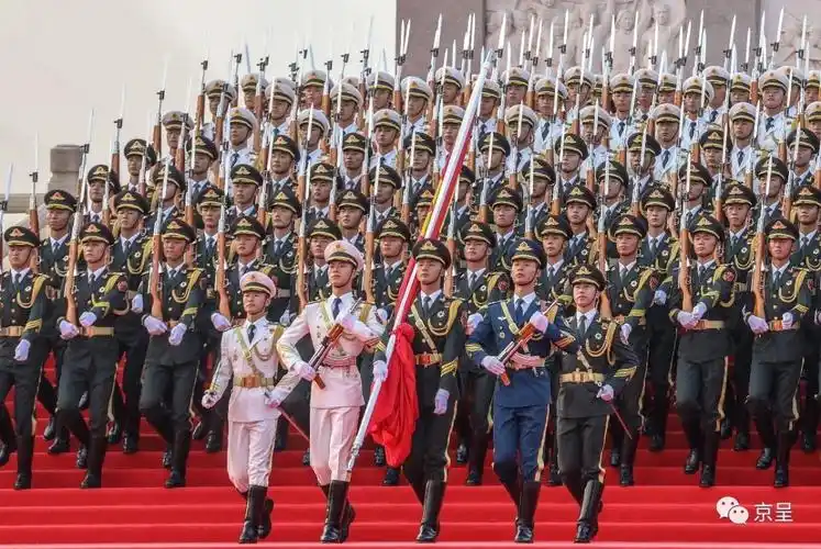 我爱你中国!读懂"全民告白"蕴含的奋进力量|阅兵_新浪新闻