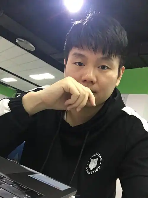 仙贝换呆毛喜欢 男 26岁 射手座 6000-7999 本科 175cm 话不多说,为爱