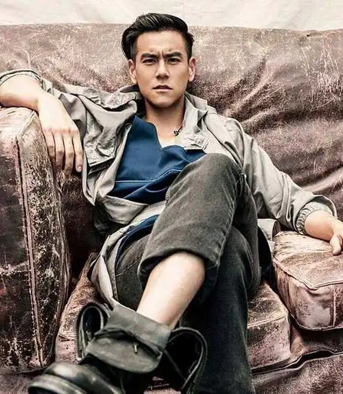 彭于晏 - 郑三岁520 - 图虫