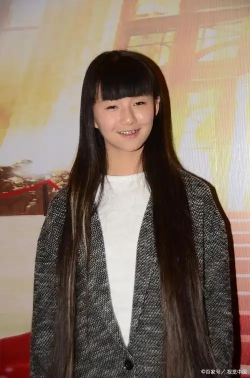 曾被误解的"春晚宝贝"陆子艺,如今破茧成蝶绽放光彩