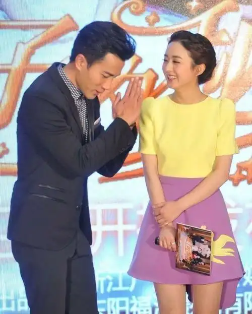 刘恺威5年前旧照曝光,和赵丽颖刚拍完吻戏,称不怕杨幂吃醋