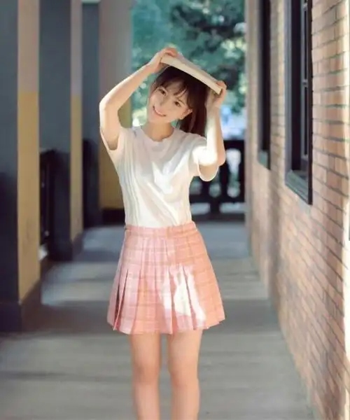 16岁小美女陈婉婷 来自湖南株洲南方中学 甜美的气质真是太棒了