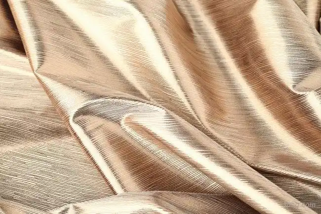 香槟色背景绸布背景香槟金色背景绸布本站所有作品均是用户上传分享