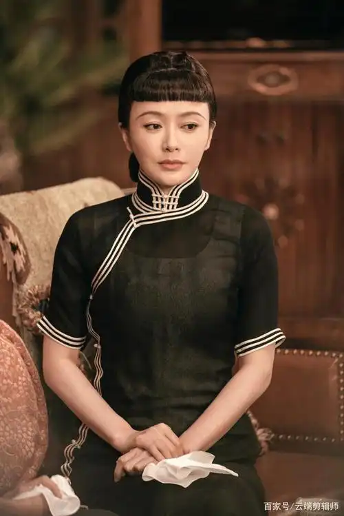 《传家》中,温柔大姐秦岚的白切黑就在一瞬间,真的是太飒了