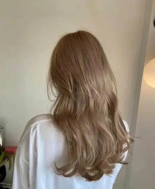 白头发不适合染什么颜色?这五种最好都要避免_棕色_色调_感觉