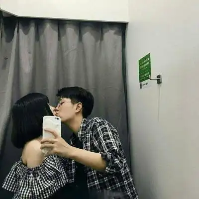 2019最火情侣头像两张独一无二 甜蜜幸福情侣头像好看有个性