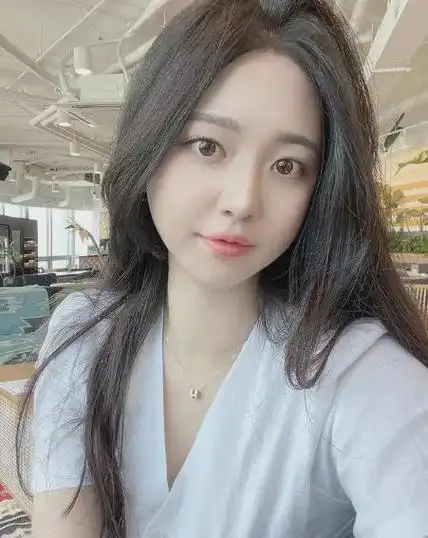 韩国美女:身材相当无敌!