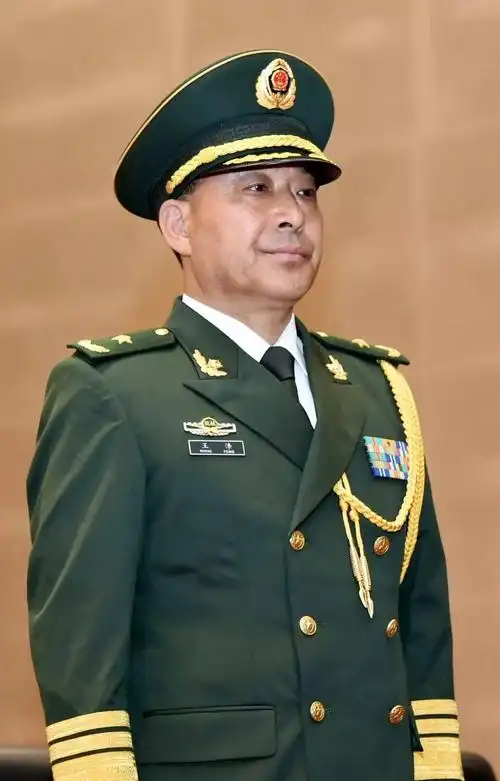 武警部队13人晋升少将含北京总队副司令员等