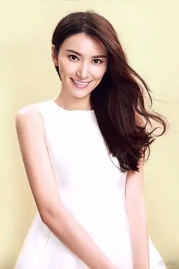 高清:唐熙曝清新夏日写真 笑容满点甜美动人-八卦绯闻-八卦田-杭州19