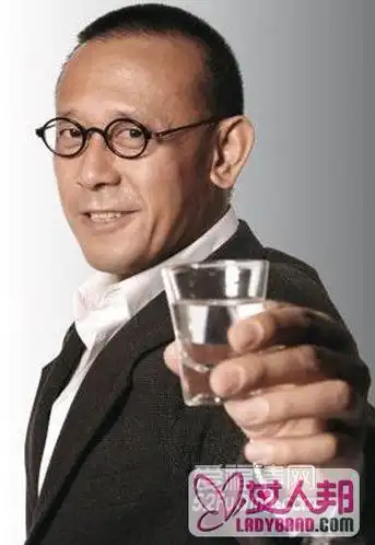 姜文新片"剑"指爱妻周韵 姜文个人资料曝光 / 比乐族