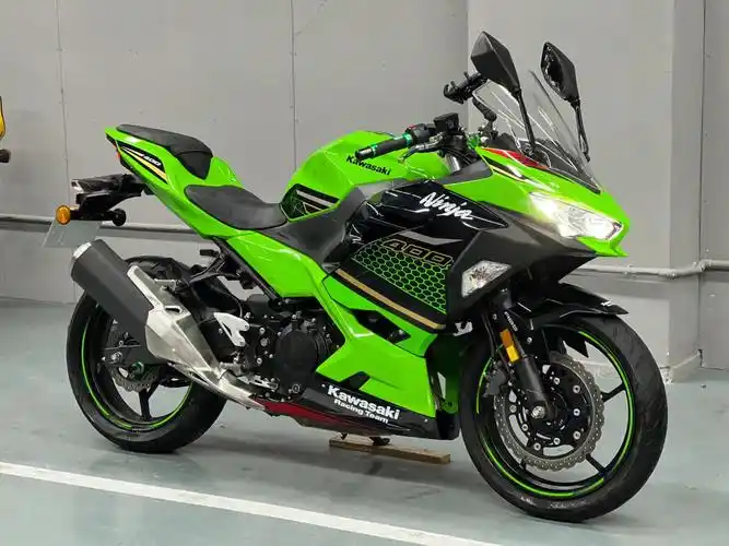 kawasakininja400细节图