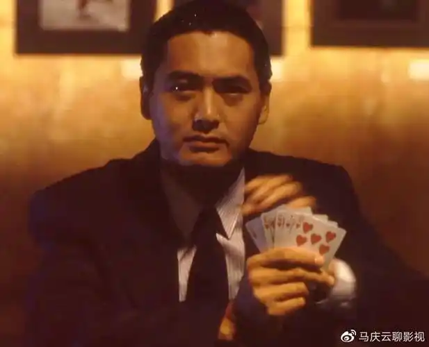 时隔5年重回大银幕这一次发哥演的赌神癫狂又潦草