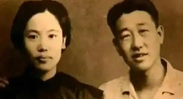 谁说女子不如男!常香玉曾半年义演180场,为志愿军捐赠战斗机