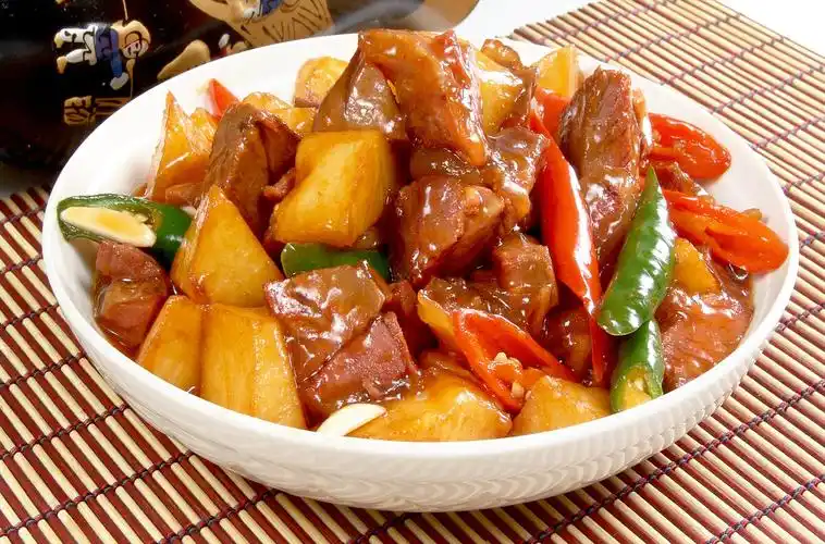 土豆炖牛肉