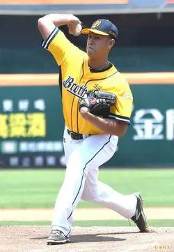 杨志龙:修订版本之间的差异