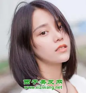 齐肩中分直发发型图片 齐肩中分直发如何打理