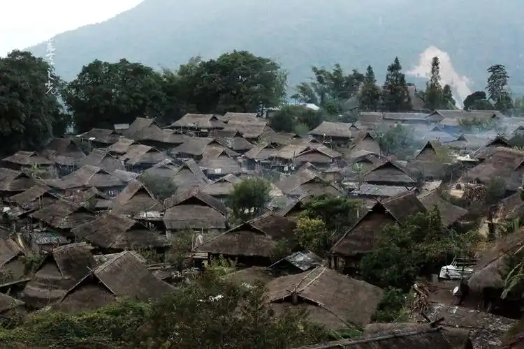 原始部落翁丁村-(2)