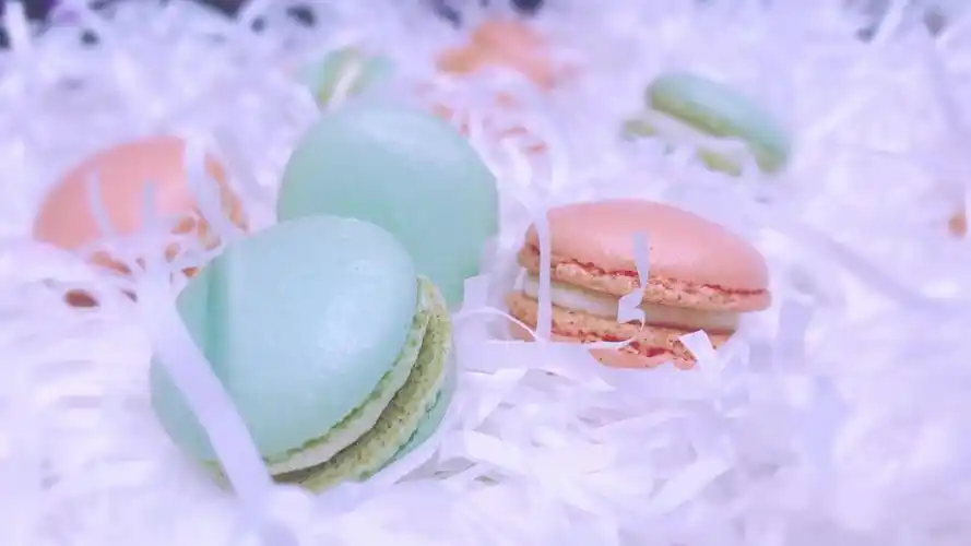 【烤哇伊ね】让老阿姨一秒萌生少女心的清新双色马卡龙,好吃好看又好