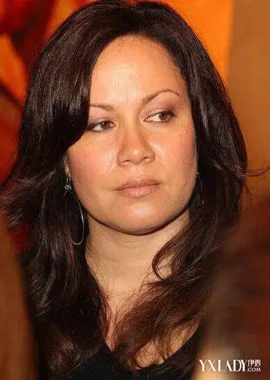 【图】李香凝老公真实照片大曝光 揭李小龙之女家庭资料