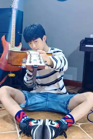 82439王子木warm2022-5-10来自 电视剧请叫我总监超