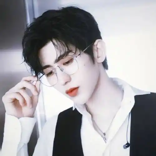 奔跑吧:蔡徐坤耍酷是认真的,郭麒麟稳重是郭德纲教的_杨迪_沙溢_什么