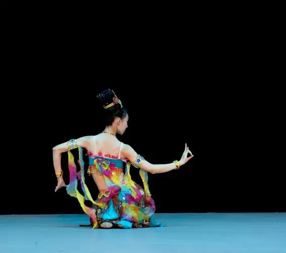 中国古典舞敦煌舞《反弹琵琶品》北京舞蹈学院中国古典舞系倾情演绎