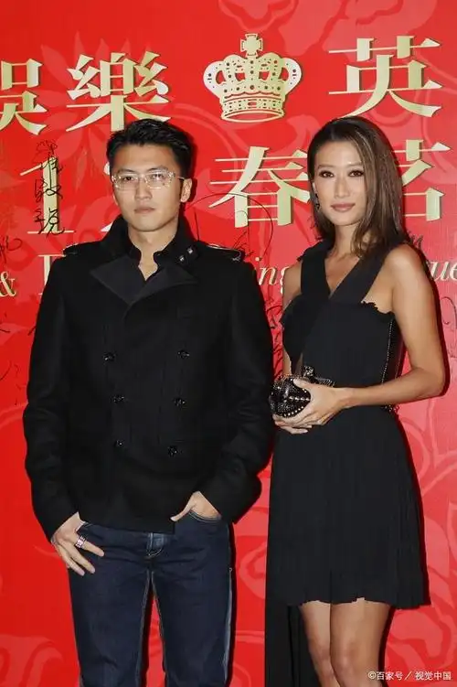 一家人很开心, 虽然不知道谢婷婷的老公是谁,但每个人都有每个人的