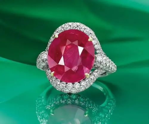 嘉德香港秋拍重磅绚丽彩色宝石先睹为快