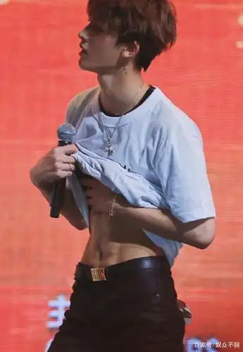 男爱豆腰精大赛,张杰腰名不虚传,张艺兴最撩人,张云雷最性感