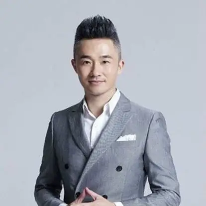 程雷,1971年8月26日出生于上海市,毕业于上海戏剧学院表演系,东方卫视