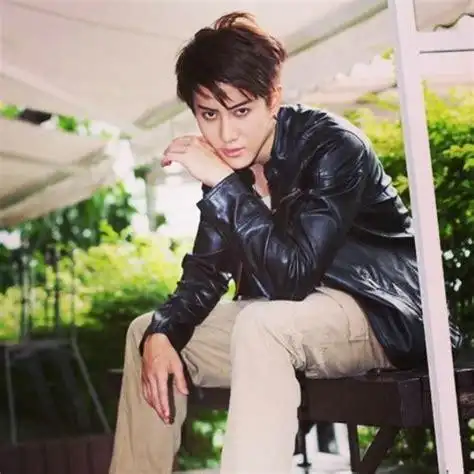 泰国男明星mike2022已更新今日图集