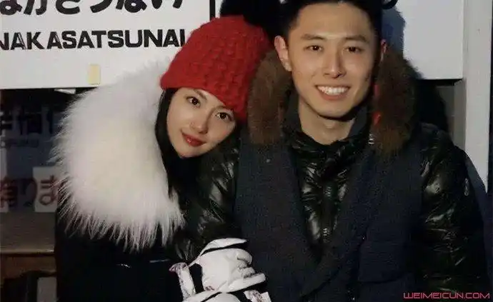 买超父亲是谁 买建明无名居国宴引热议两人竟是父子