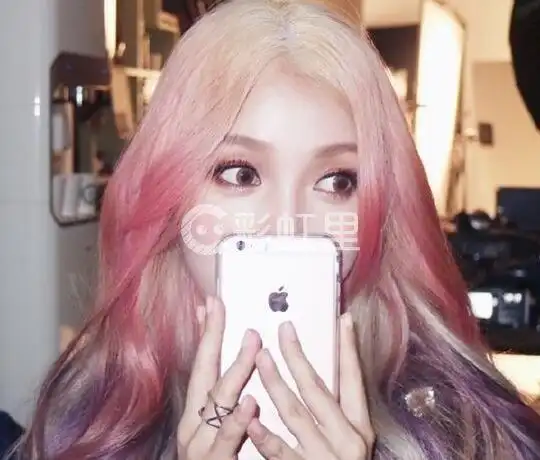 长头发直发挑染_长发直发挑染_长发直发挑染奶奶灰