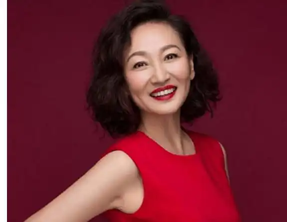 原创都佩服她在正阳门下的演技却没人知道她以前是腾格尔妻子