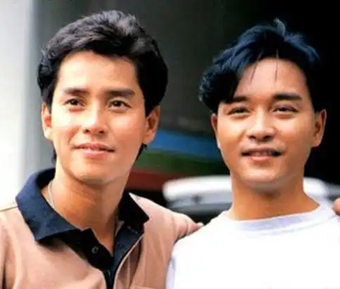 图谭咏麟和张国荣合照曝光谭校长称要唱到80岁