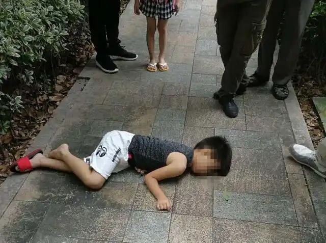 这种情况,千万不要再批评孩子