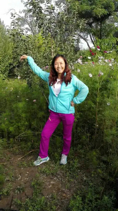 爱生活的老婆娘们!