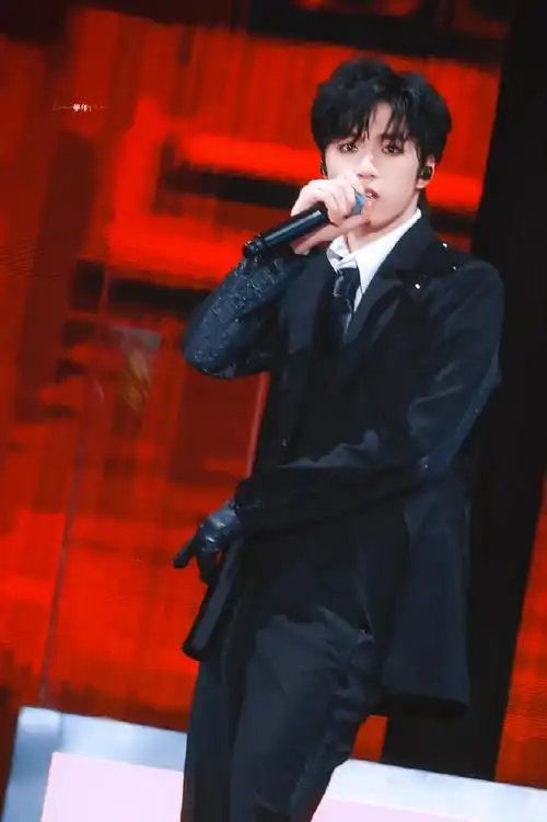 last night  last night -时代少年团-刘耀文    97刘耀文超话