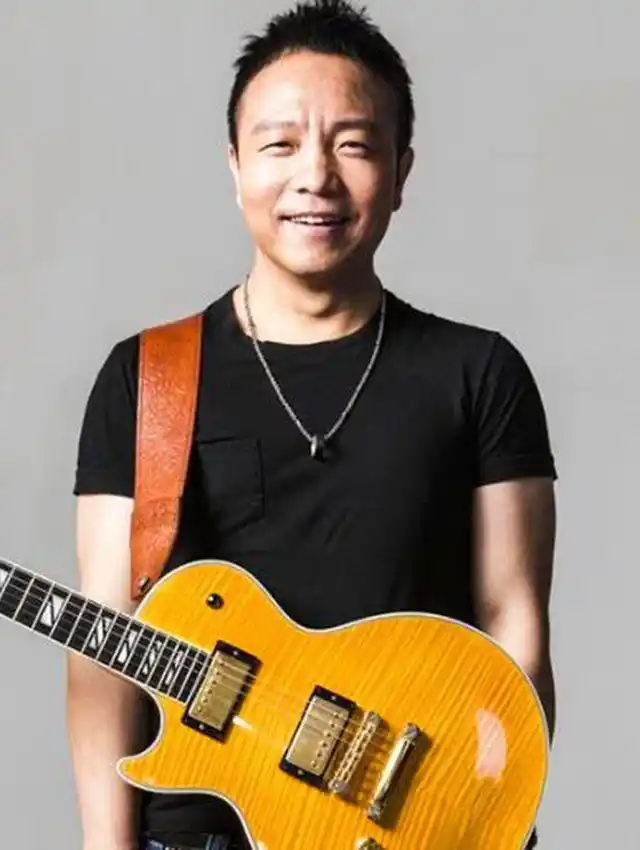 许巍中国10大摇滚歌手:秦勇,1994年加入黑豹乐队担任主唱,05年为了