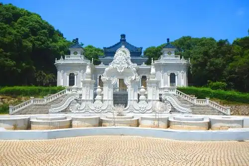 八旬老人不顾专家反对自费三百亿11重建圆明园如今已建成