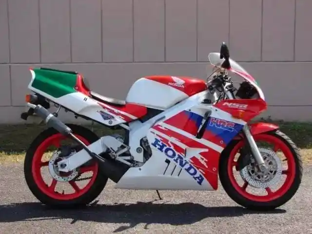 永远的经典烈火战车hondansr250