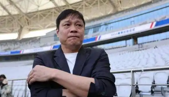 源审启动!中国队备战充满波澜,范志毅支持队长胜券在握