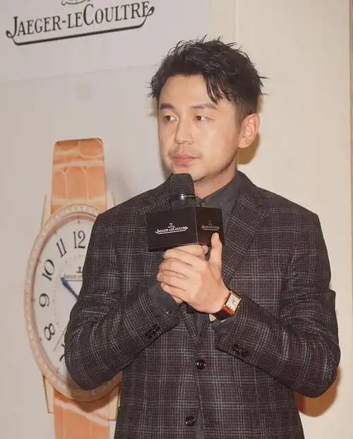 雷佳音:从"渣男"标签到当红男演员的逆袭之路