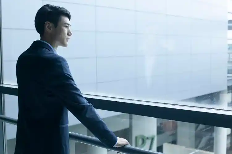 成功商务男士图片时尚青年工作白领办公职员