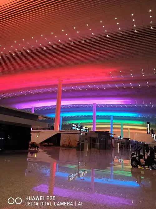 白云机场t2航站楼夜景