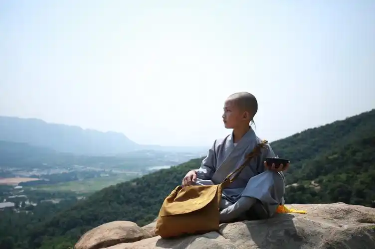 "少林寺最萌小和尚"释恒毅