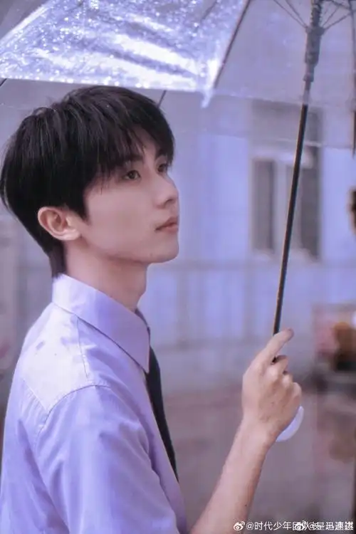 马嘉祺蜉蝣首舞台##马嘉祺蜉蝣首唱舞台